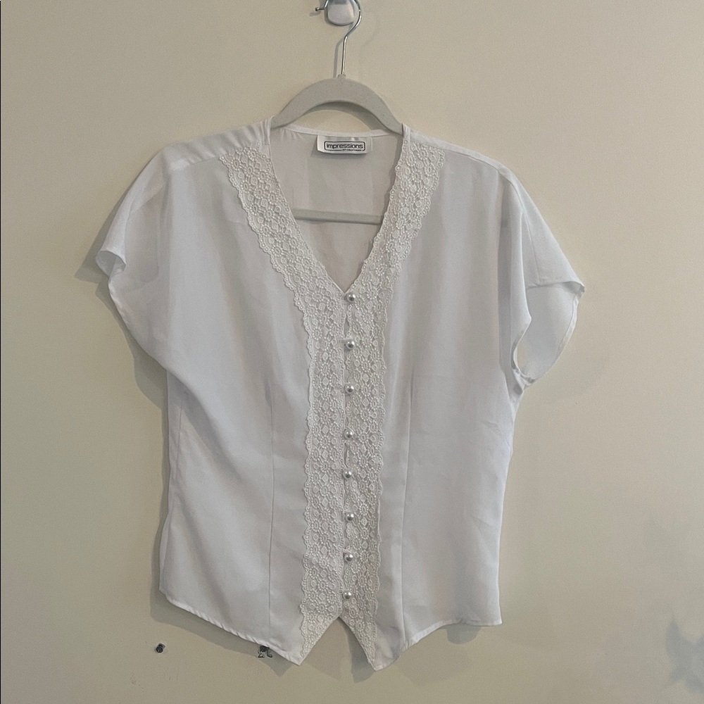 Vintage Impressions White‎ Lace Top Button Down Pearl 90s Feminine Angel S